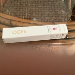OGEE Hydraganics Sculptured LipTint Oil